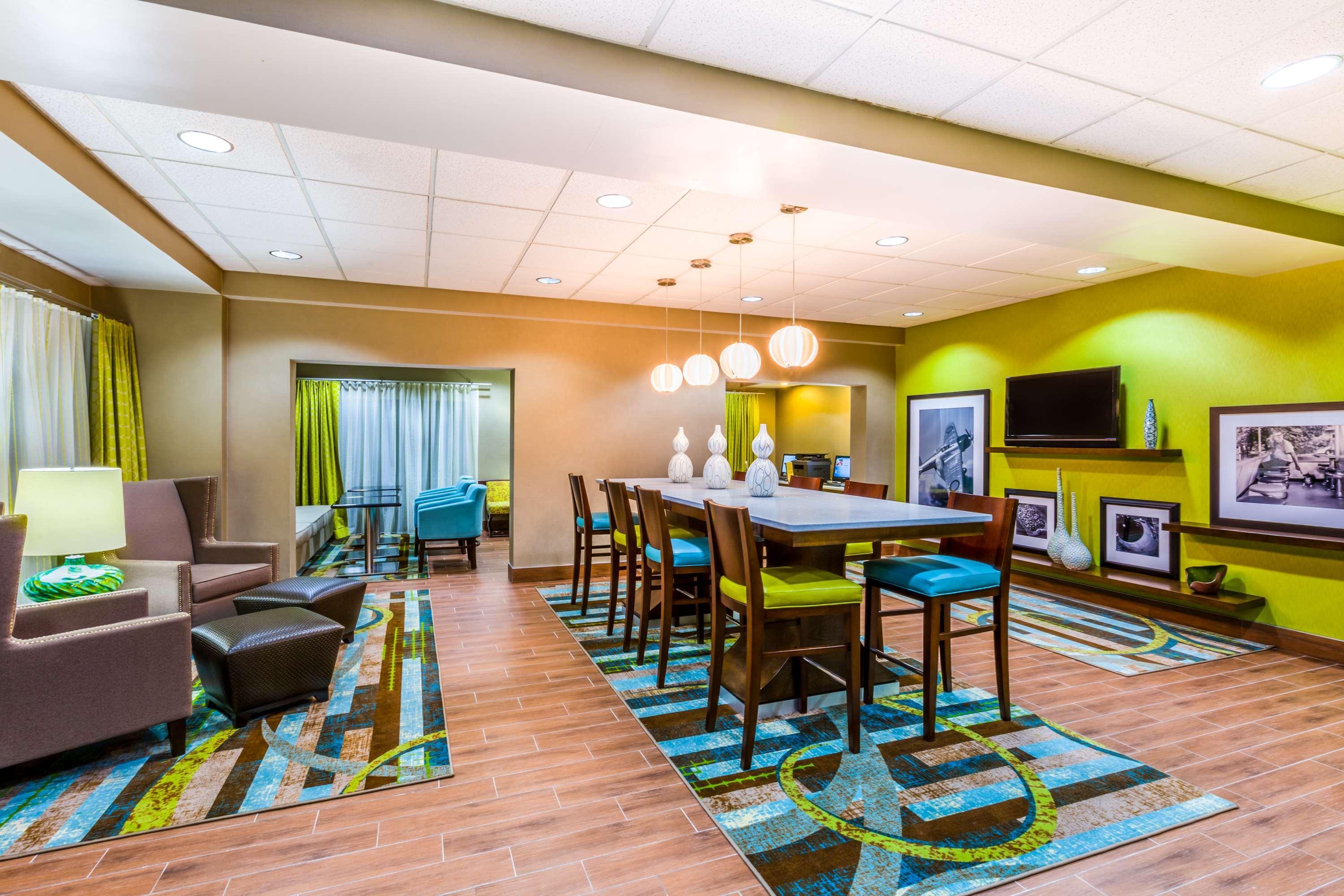 Hampton Inn Huntsville-Arsenal/South Parkway Экстерьер фото