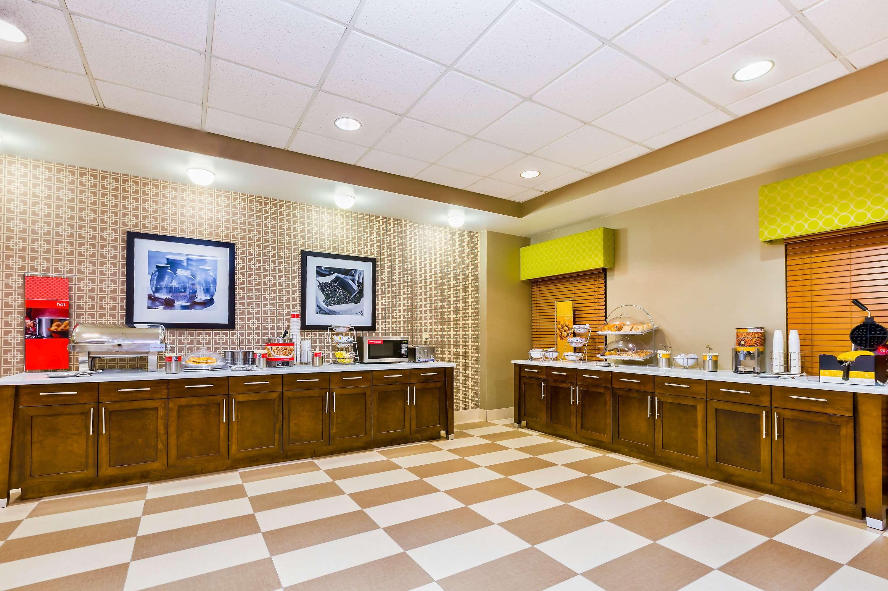 Hampton Inn Huntsville-Arsenal/South Parkway Экстерьер фото