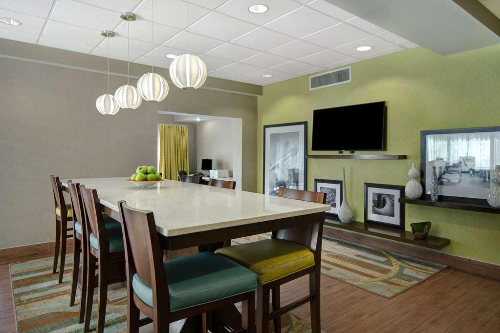 Hampton Inn Huntsville-Arsenal/South Parkway Интерьер фото